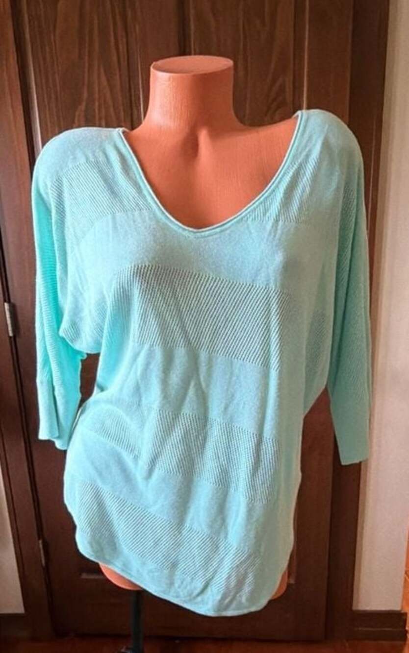 Express Women's Mint Green V-Neck Open Knit Striped Pullover Sweater